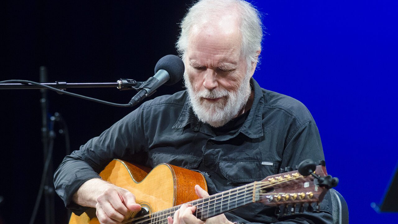 Photo of Leo Kottke