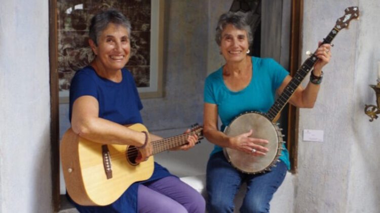 Photo of The Kossoy Sisters