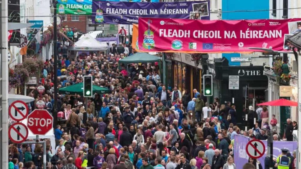 Picture of crowd at 2021 Fleadh Festival in Ireland